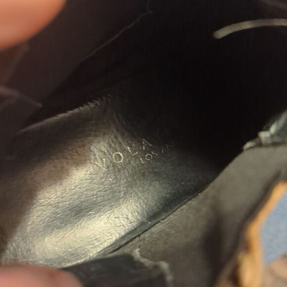 Very Volatile Women's Script Ankle Bootie - Picture 7 of 9